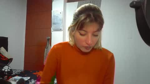 Mia-foster online show from 04/17/26, 06:22