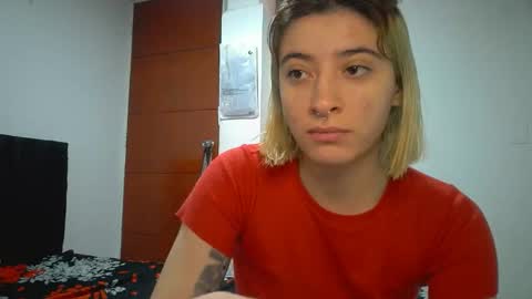 Mia-foster online show from 04/20/26, 05:37