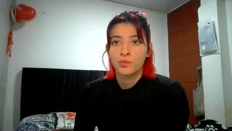 Snapshot of _genesid_dixton chatting on 06/19/26, 08:56 Mia-foster online show from 06/19/26, 08:56