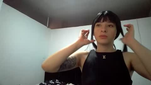 Snapshot of _genesid_dixton chatting on 08/03/26, 08:56 Mia-foster online show from 08/03/26, 08:56