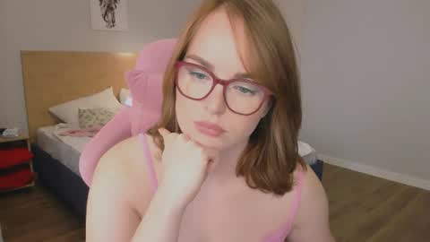 Snapshot of _gingermean_ chatting on 07/17/26, 10:33 GingerMean online show from 07/17/26, 10:33