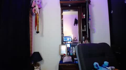 Snapshot of _girl_dream chatting on 01/25/25, 03:30 valeryindependent model online show from 01/25/25, 03:30