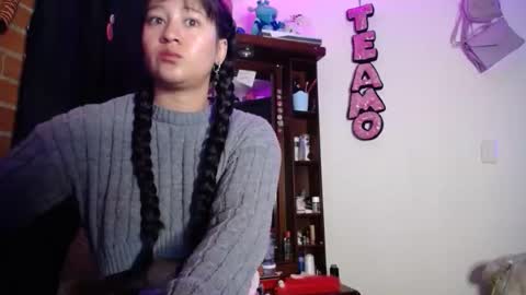Snapshot of _girl_dream chatting on 11/06/25, 10:49 valeryindependent model online show from 11/06/25, 10:49