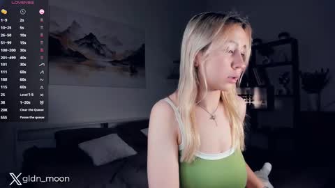 Rina online show from 03/05/25, 12:38