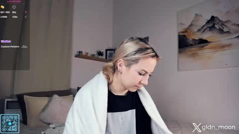 Rina online show from 11/20/25, 09:03