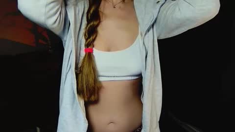 _goldilocks__ online show from 09/28/25, 06:46