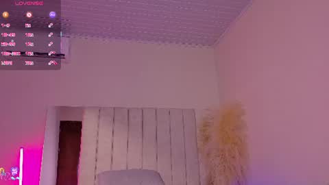 Snapshot of _gretta1 chatting on 07/23/26, 01:58 Gretta online show from 07/23/26, 01:58