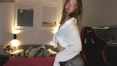 Katarina online show from 03/11/25, 01:23