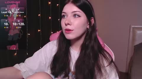 Tori online show from 02/15/25, 12:43