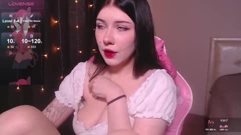 Tori online show from 02/17/25, 09:35