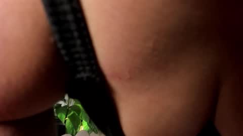 Hanna johnson online show from 09/13/25, 03:17