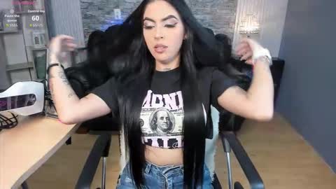 Snapshot of _hanna_miller__ chatting on 02/24/26, 08:51 Hanna online show from 02/24/26, 08:51