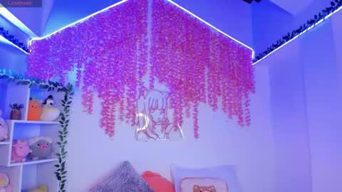 Hanna Botero online show from 11/28/25, 05:26