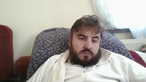  hasanhz.  online show from 12/16/25, 07:02