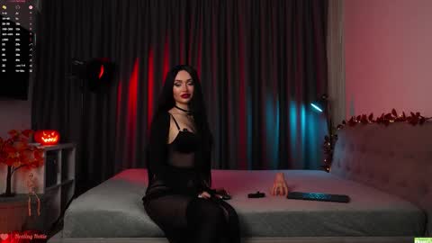 Veronica online show from 10/31/25, 06:53