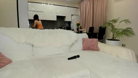 Julia online show from 01/30/25, 11:11