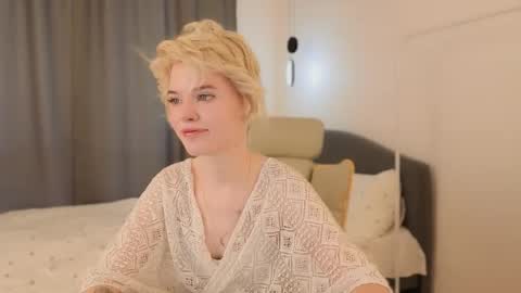 Alisha online show from 05/24/26, 12:21