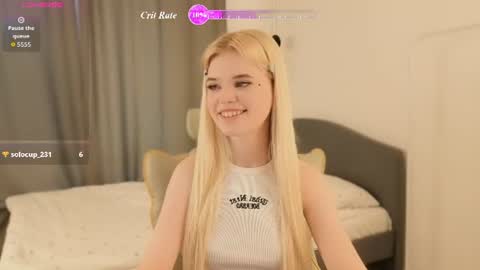 Snapshot of _honnyland chatting on 07/09/26, 01:26 Alisha online show from 07/09/26, 01:26