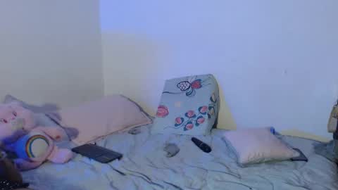 Snapshot of _hot_couple_69_ chatting on 04/12/26, 05:12 KEYLA Y SAMUEL online show from 04/12/26, 05:12