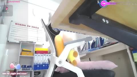 Snapshot of _hot_secretary_ chatting on 01/17/26, 03:22 Ariel online show from 01/17/26, 03:22