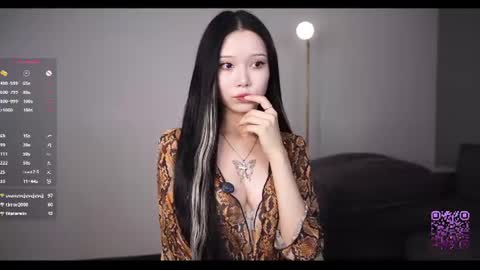 you Mia online show from 06/21/26, 04:09