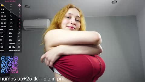 Snapshot of _inner_glow_ chatting on 06/05/26, 05:07 Emily online show from 06/05/26, 05:07