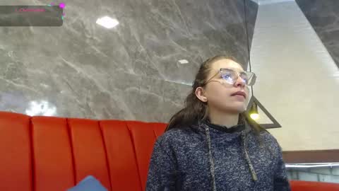 Isa online show from 02/20/25, 11:31