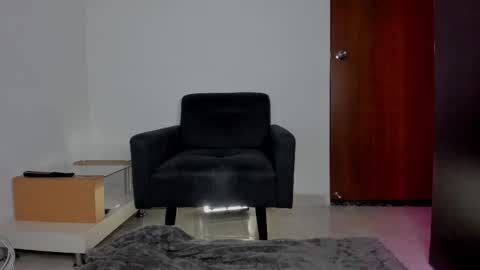 Isabella online show from 02/12/26, 05:02