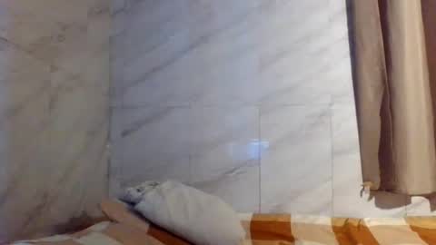 Snapshot of _ishi chatting on 08/08/26, 01:41 Ishi online show from 08/08/26, 01:41