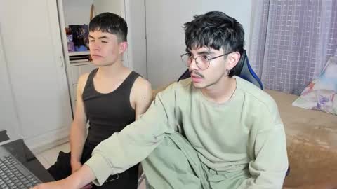 Snapshot of _jamesboy chatting on 09/29/25, 11:20 James online show from 09/29/25, 11:20