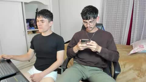 Snapshot of _jamesboy chatting on 10/13/25, 10:32 James online show from 10/13/25, 10:32