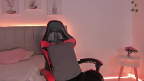 jannis  online show from 10/14/25, 10:32