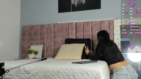 Jasmine online show from 11/09/25, 12:14