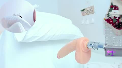 _jasminnee_ online show from 11/29/25, 01:14