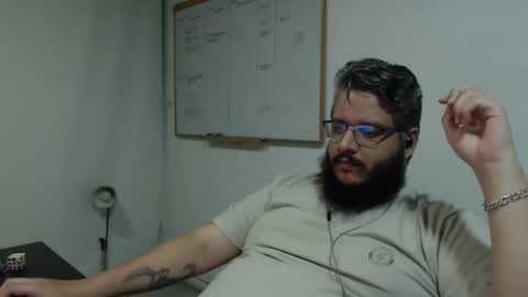 _jeremmy_ online show from 04/22/26, 05:54