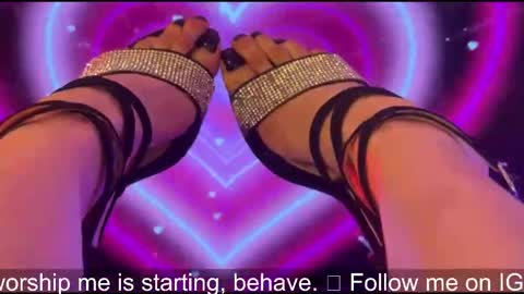  ...  online show from 10/10/25, 07:02