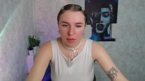 Jolia online show from 10/24/25, 06:37