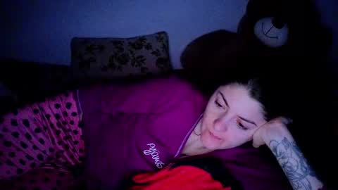 _just_a_simple_girl online show from 06/01/26, 02:02