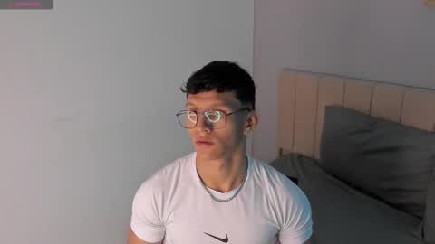 justin online show from 02/05/26, 04:28