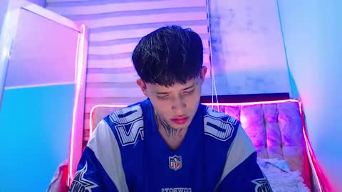 mod online show from 03/12/25, 04:19