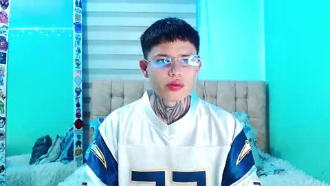 mod online show from 02/08/26, 01:31