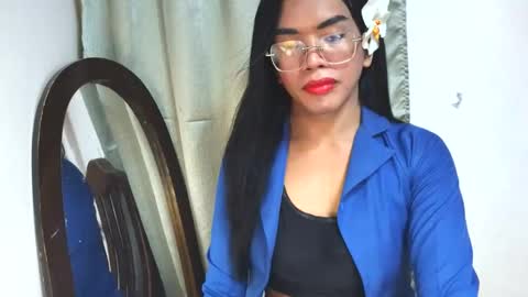 _karie_ online show from 10/11/25, 06:23