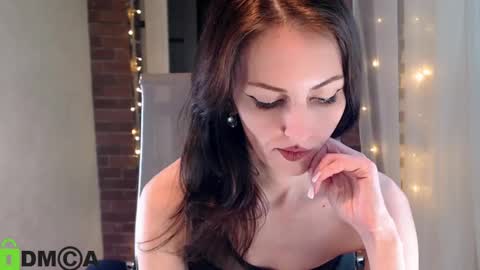  karolina online show from 03/09/25, 09:46