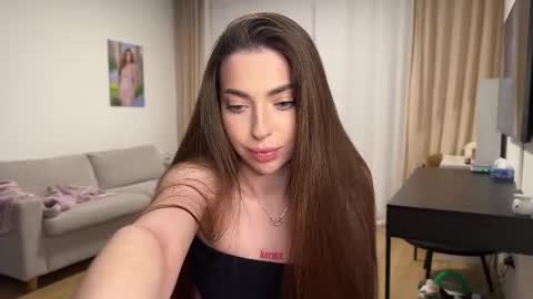 Snapshot of _kate_22 chatting on 10/17/25, 06:32 _kate_22 online show from 10/17/25, 06:32