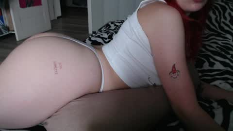 Snapshot of _katemiller_ chatting on 06/22/26, 05:04 katemiller online show from 06/22/26, 05:04