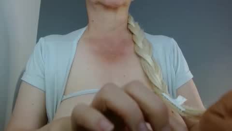 Keiila online show from 04/21/26, 08:23