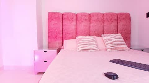 Kendall online show from 11/19/25, 11:54