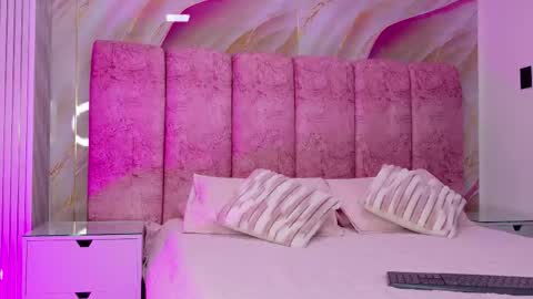 Kendall online show from 03/12/26, 12:00