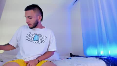    online show from 02/06/25, 03:59