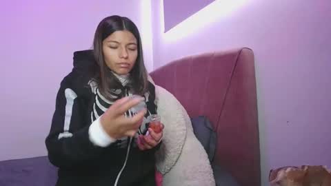 khloe sweet online show from 02/03/26, 04:45